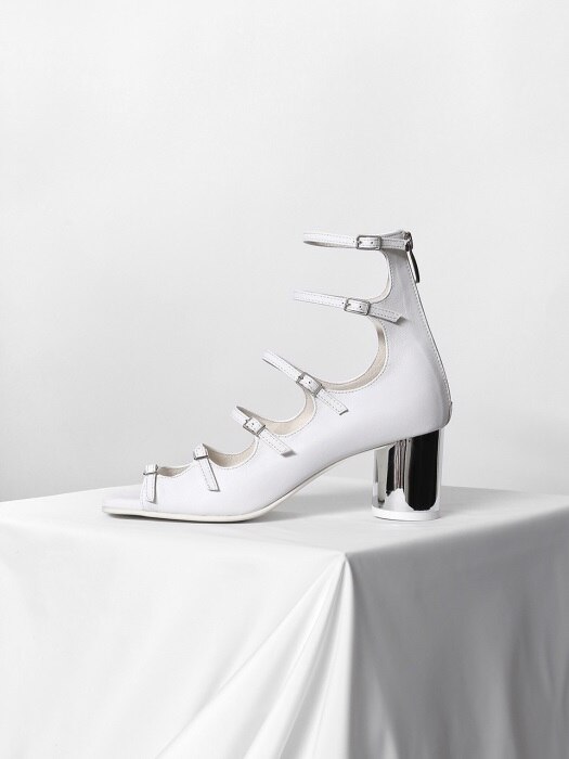 STRAP MIDDLE HEEL -  WHITE