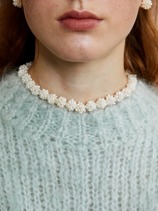 SNOW PEARL NECKLACE