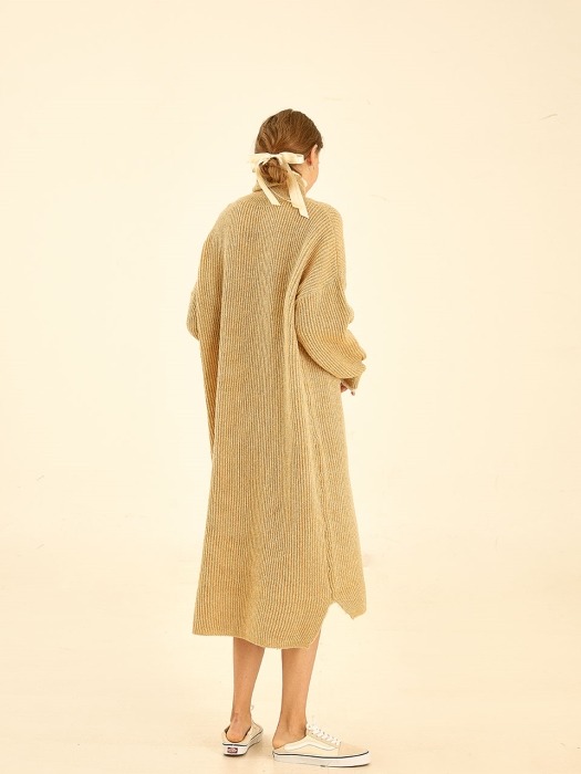 Loose turtle-neck knit dress[beige]