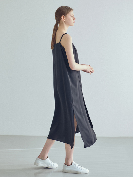 20SN sleeveless layered ops