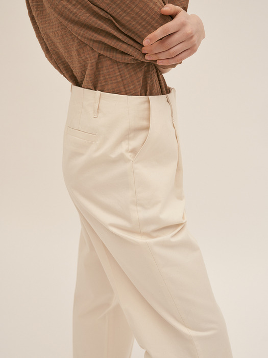 Pleated Trouser - Cream