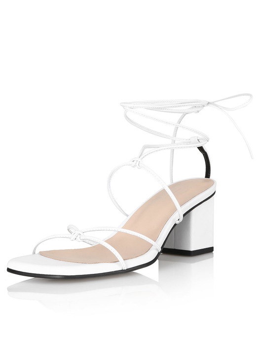 Y.01 Jane candy lace-up sandals / YY20S-S49 White