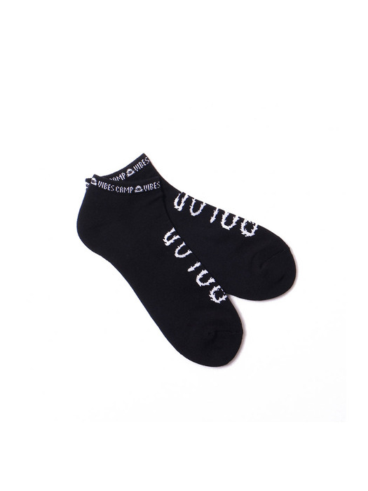 FURRY FONT SHORT SOCKS BLACK