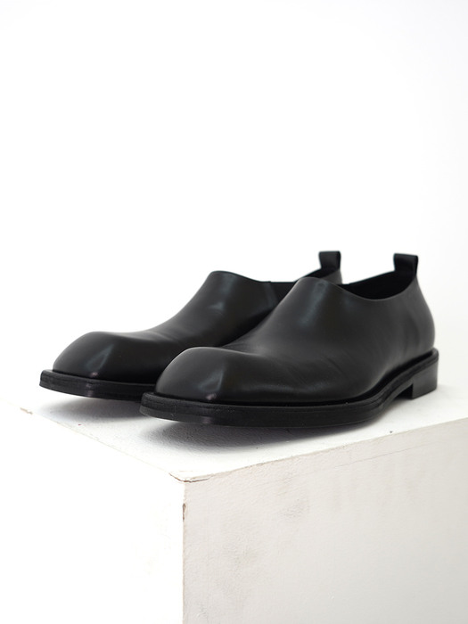 DEF006 Plain Loafer Leather BLack