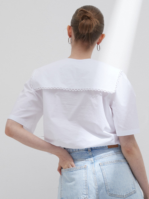 Collar pointed blouse - White