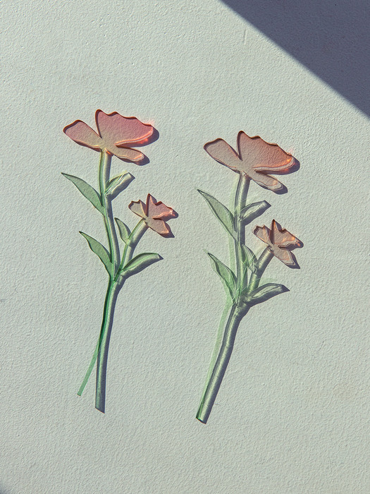 Acrylic flower
