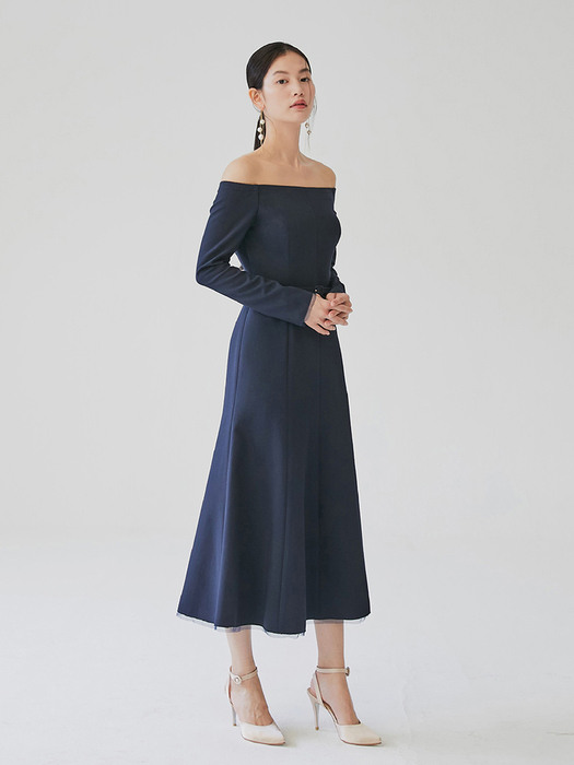 [미전시]BRIANA Off-shoulder long sleeve semi mermaid dress (Deep navy)