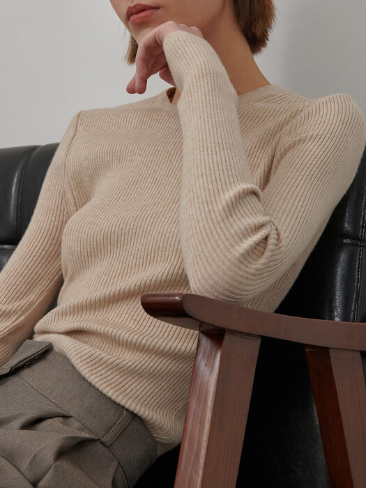INNER RIBBED ROUND KNIT BEIGE