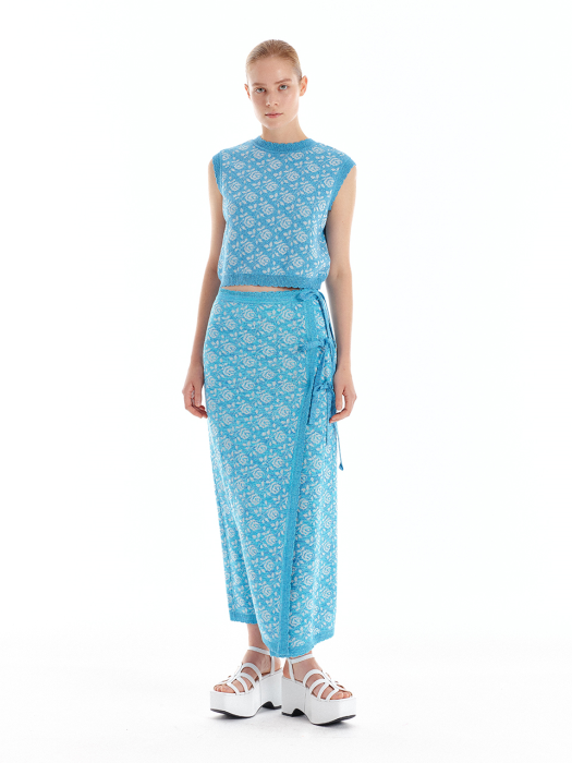 ULORA Floral Jacquard Knit Vest - Sky Blue
