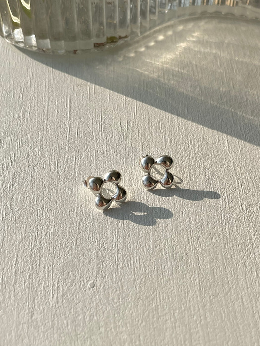 [silver925] pom flower earring (2color)