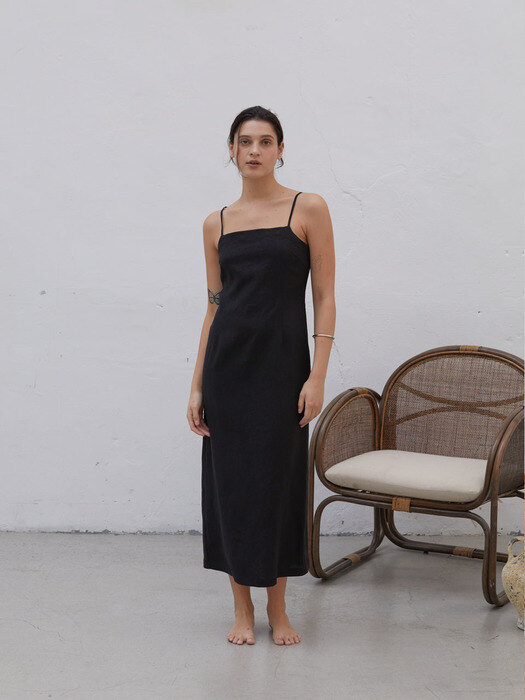 SUNNY LONG DRESS (BLACK)