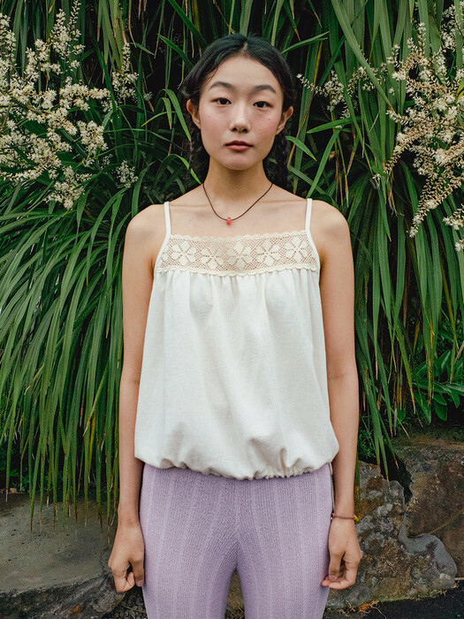 LACE POINTED SLEEVELESS TOP, BEIGE