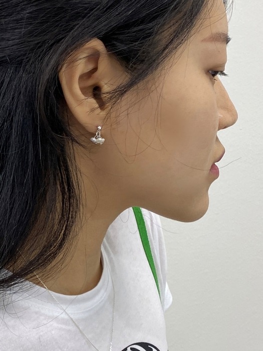 [단독] [Silver] Ball & Petit Pearls Earrings