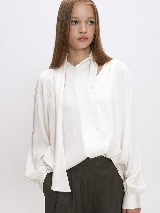 ONE TIE BLOUSE(IVORY)