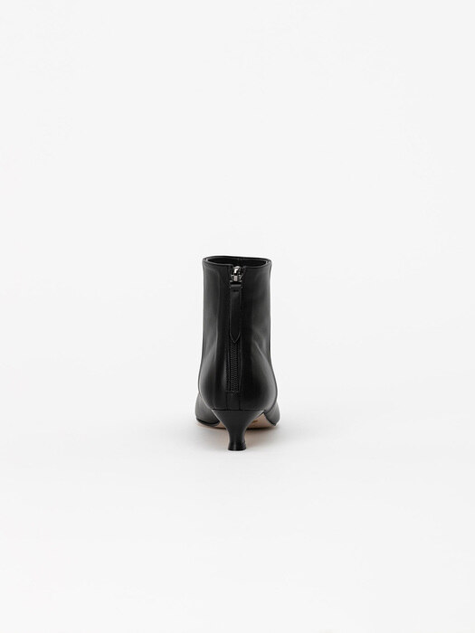 Codalia Boots in Regular Black