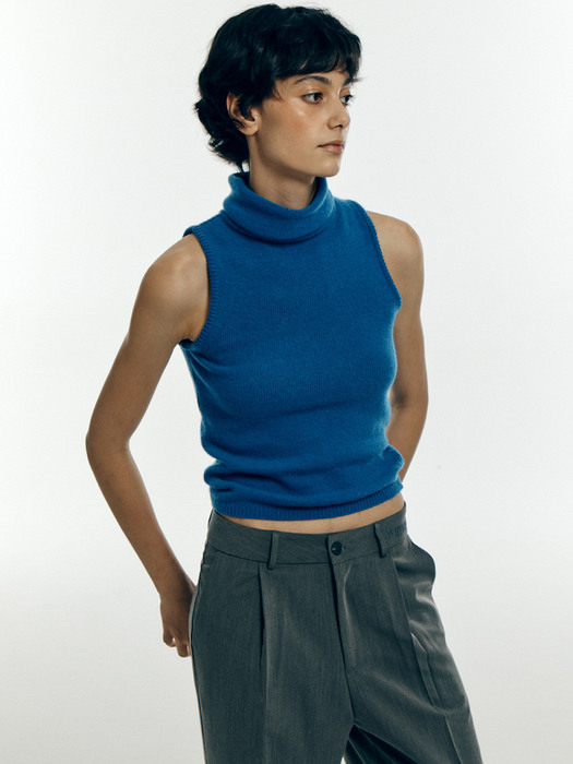 mock neck sleeveless knit top - blue