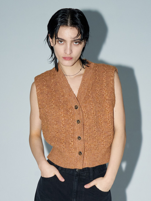 TWISTED CROPPED KNIT VEST(ORANGE)