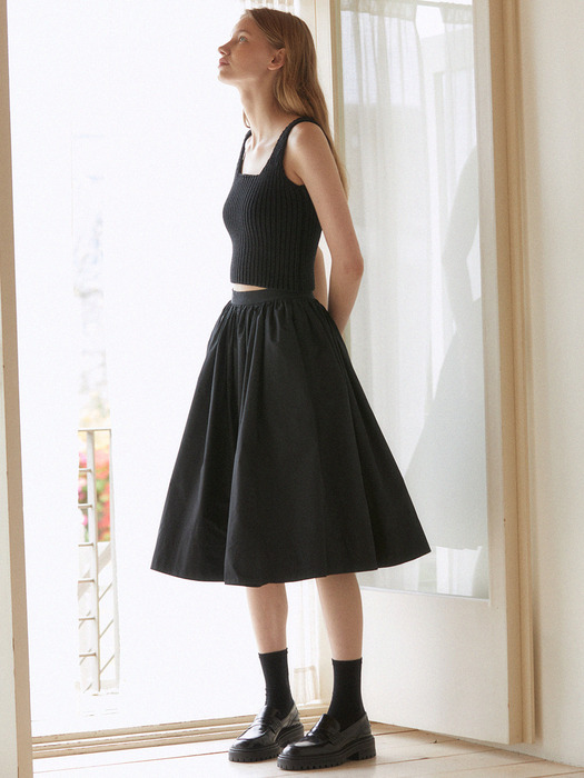 Pleats skirt (black)