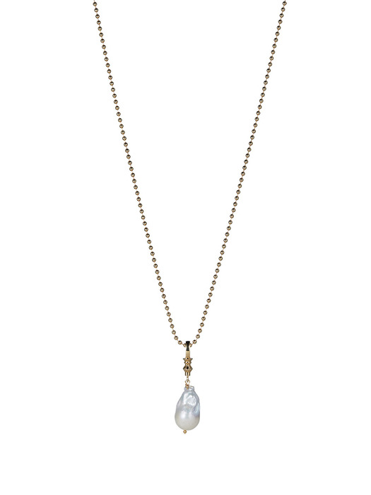 Amelie Broque Pearl Pendant Necklace