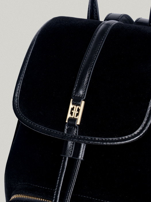 CLASSIC LOGO POCHE BACKPACK [BLACK - VELVET]