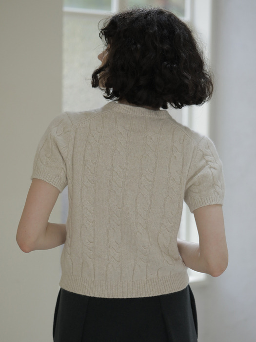 Cable Knit Half Sleeve (Ivory)