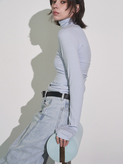 LAYERED TOP TURTLE NECK _ SKY BLUE