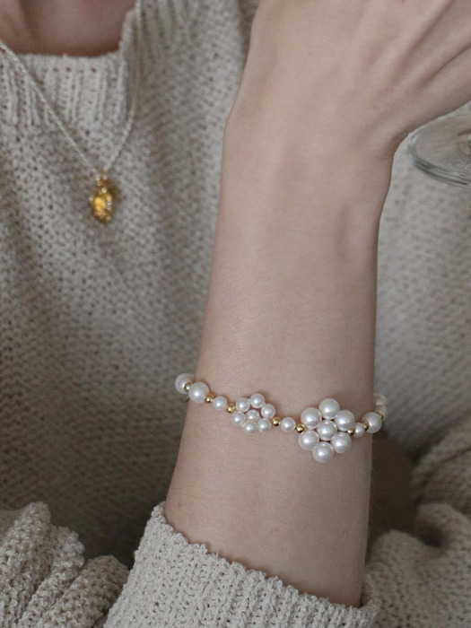 flower pearl silver bracelet