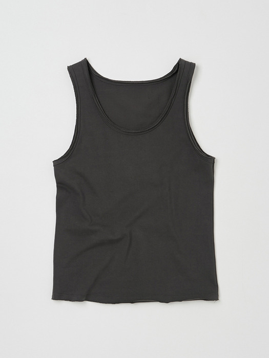 RAW DETAIL SLEEVELESS TOP IN CHARCOAL
