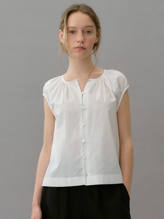 cotton shirring button blouse (white)