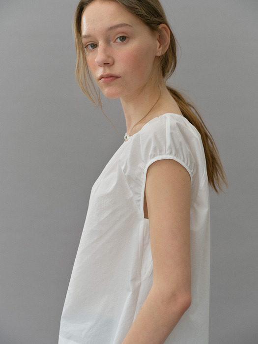 cotton shirring button blouse (white)