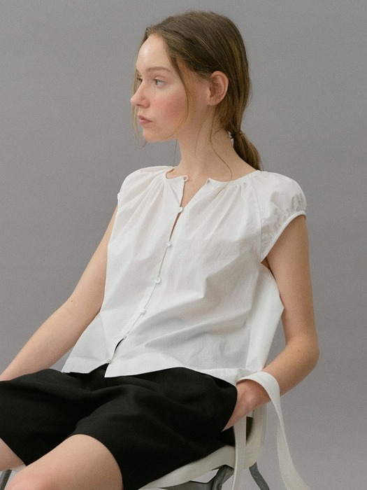 cotton shirring button blouse (white)