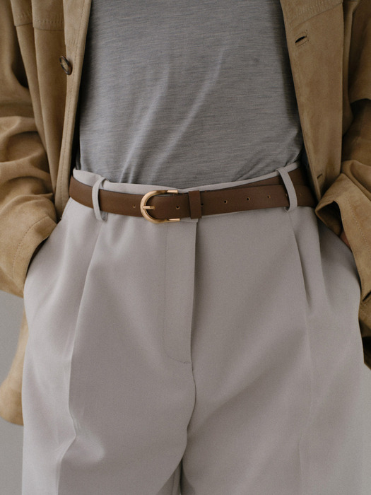 Around belt Brandy brown with Gold buckle