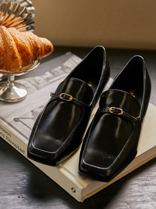 Tart loafer / 타르트 로퍼 (Black)