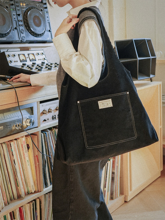 [단독기획] FOLLY SHOULDER BAG - CORDUROY [2COLOR]