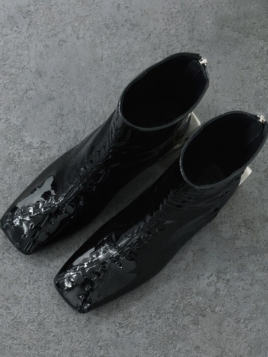 [ALCHEMIST LINE] HEALERS WOUNDED BOOTS_BK