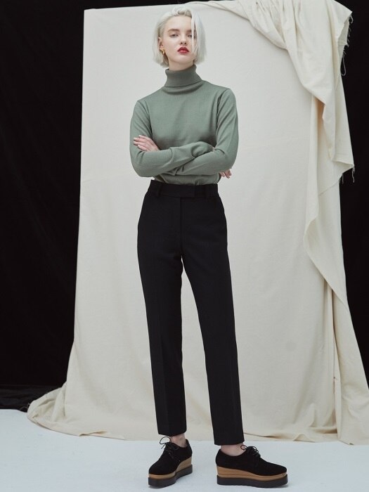 Embroidered Wool Pants - black