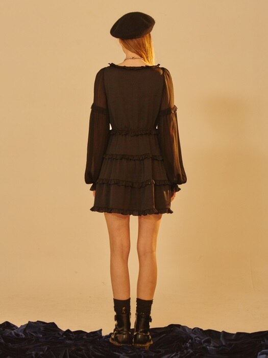 SQUARE NECK FRILL ONEPIECE black