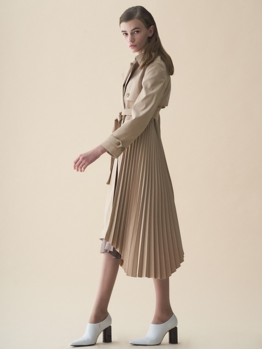 TRENCH PLEATS COAT_BEIGE