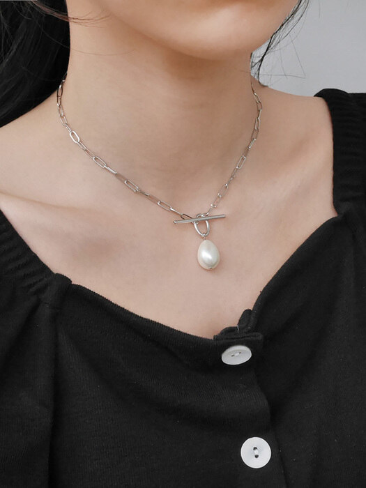 ot pearl drop necklace (silver)