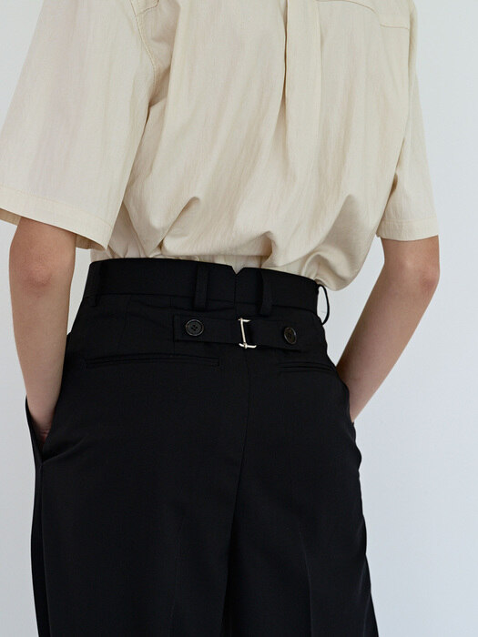 triangle tuck pocket slacks (black)