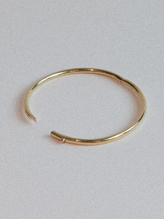 14k Basic Bangle