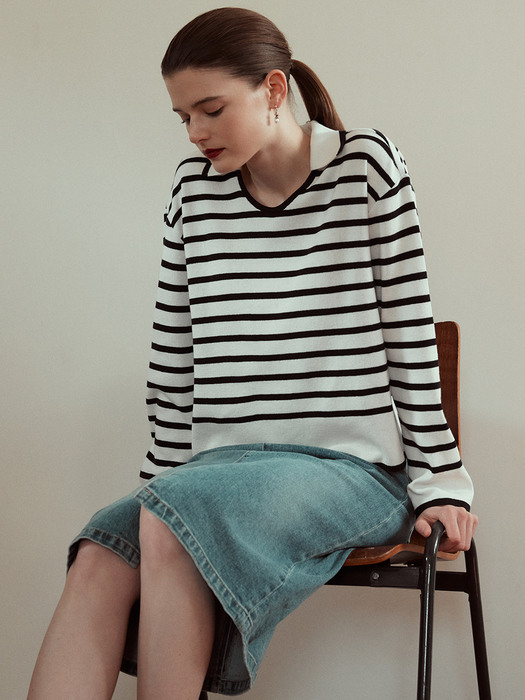 Open Collar Stripe Knit Top