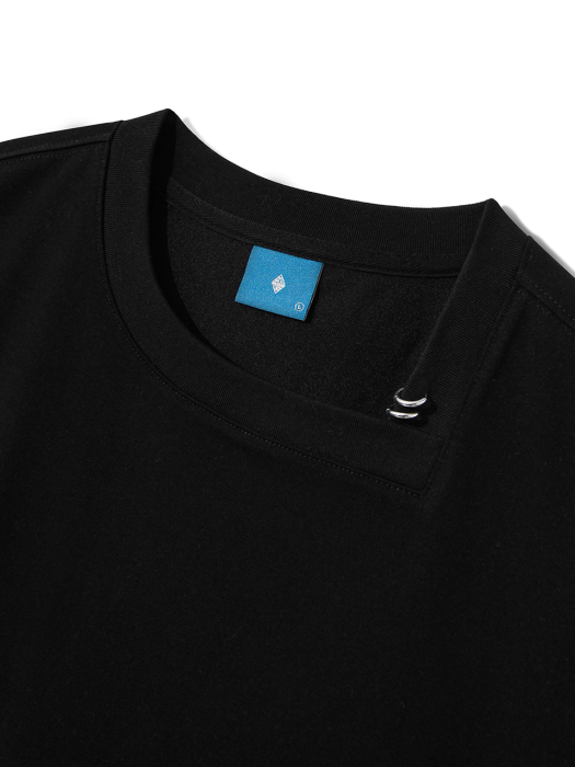 Curved Neck Logo Short Sleeve T-shirt T75 Black