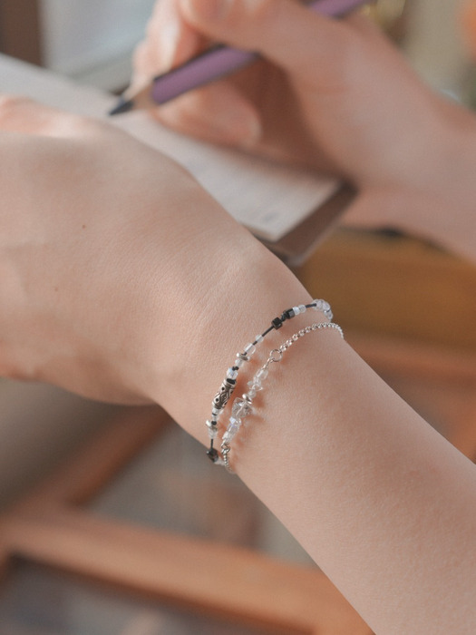 드림캐처, line bracelet of April