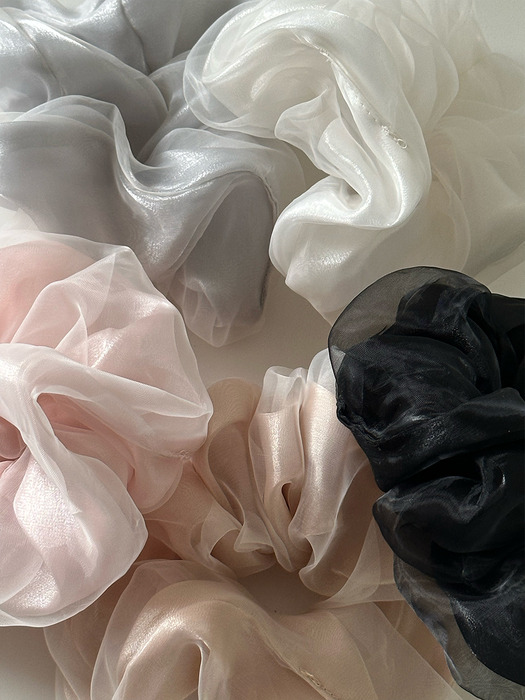 Double organza scrunchie