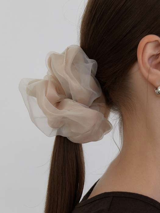 Double organza scrunchie