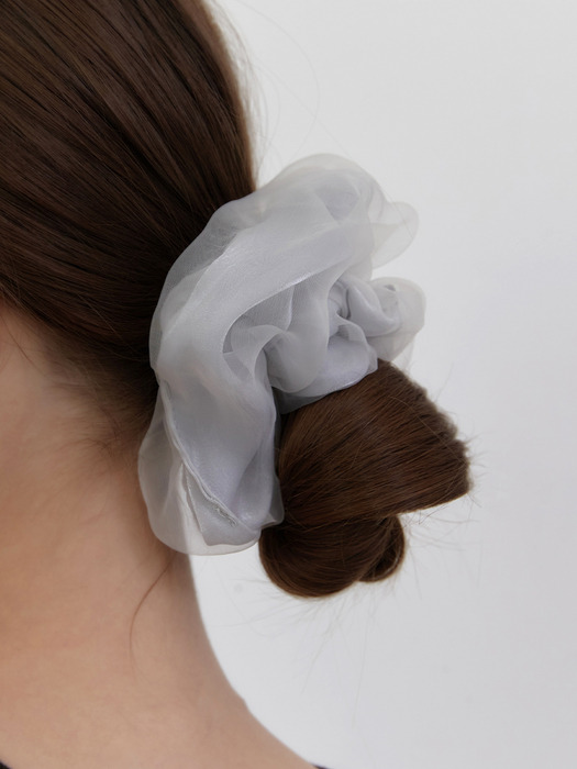 Double organza scrunchie