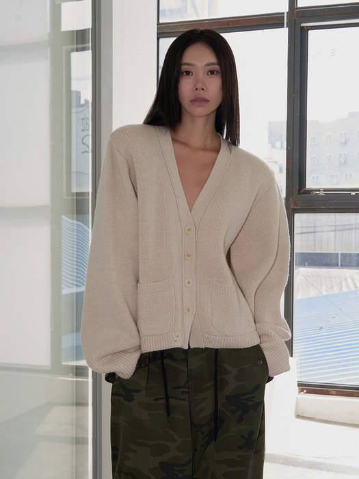 24FW balloon short boxy knit cardigan