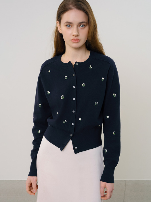 [단독] D Charlie Flower Pattern Cardigan_2colors