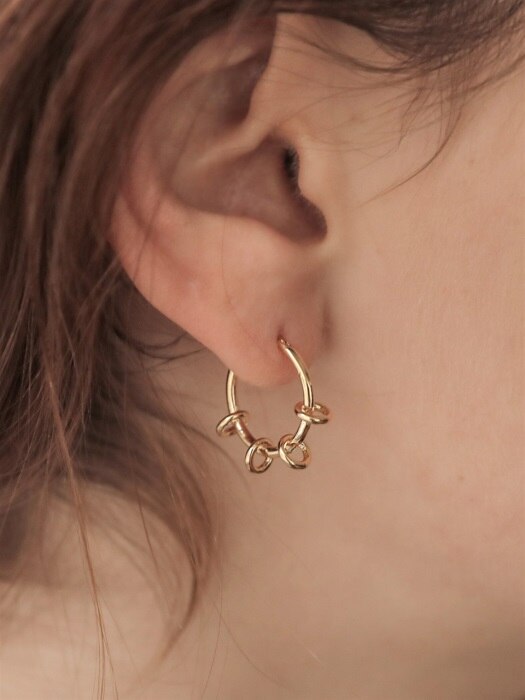 Kyra Wicker Silver Earrings